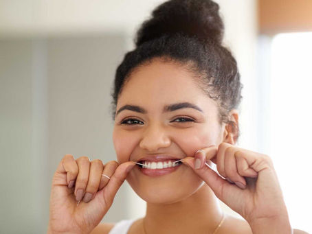 Confira 3 dicas para prevenir e amenizar a sensibilidade nos dentes