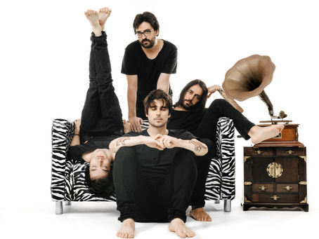 São Paulo recebe a banda Magnólia para o show de lançamento de seu segundo álbum “Estúdio Ao Vivo”