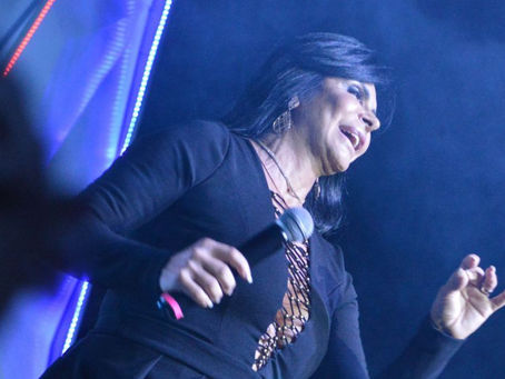 'Estou morta, cansada, destruída', diz Gretchen após fazer show em SP