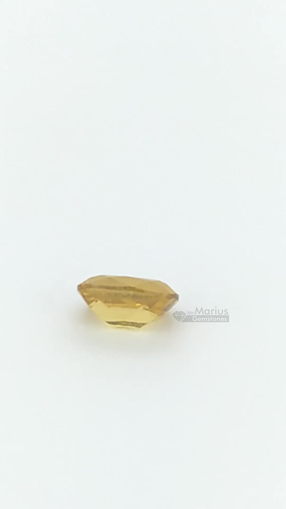 Thumbnail: Golden yellow zircon 0,88 ct.