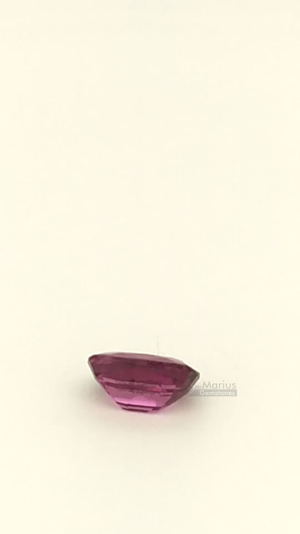 Thumbnail: Rhodolite garnet 0,94 ct.