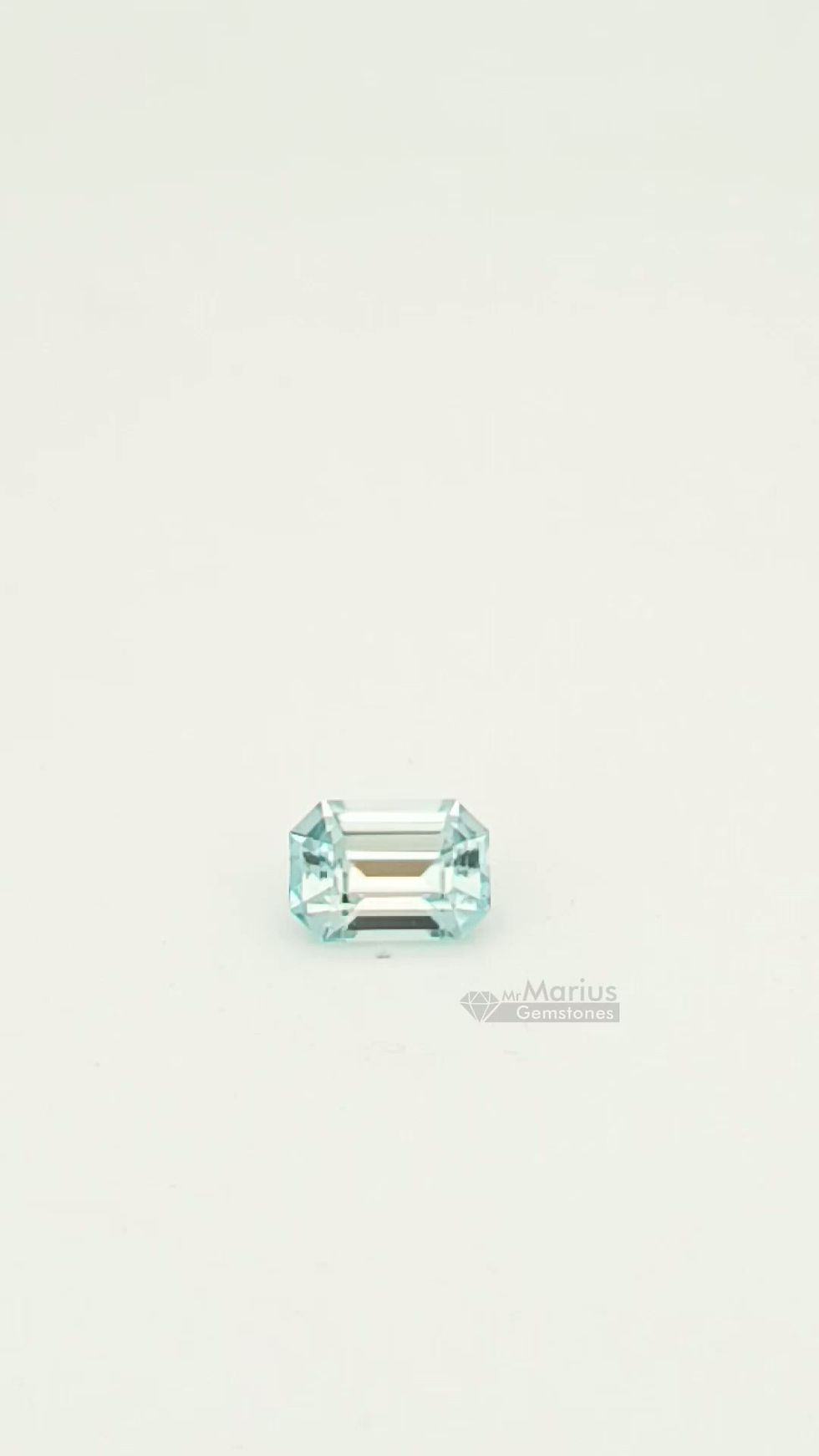 Thumbnail: Light blue zircon 0,99 ct.