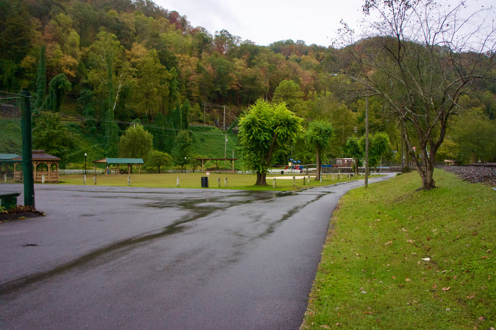Views of the existing Linkous Park
