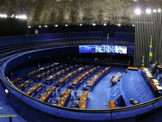 Uma reforma à espera do Congresso