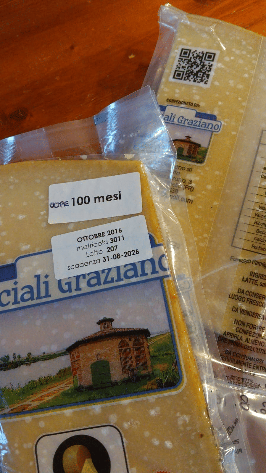 Thumbnail: Padoan Parmigiano Reggiano DOP Over 100 Months Aged 500 g