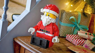 LEGO Christmas Set 40820 Up-Scaled Santa Minifigure Officially Revealed | October 2025