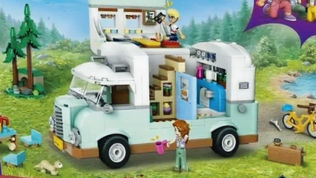 First Leaked Images of LEGO Friends 42663 Friendship Camper Van Adventure | January 2025
