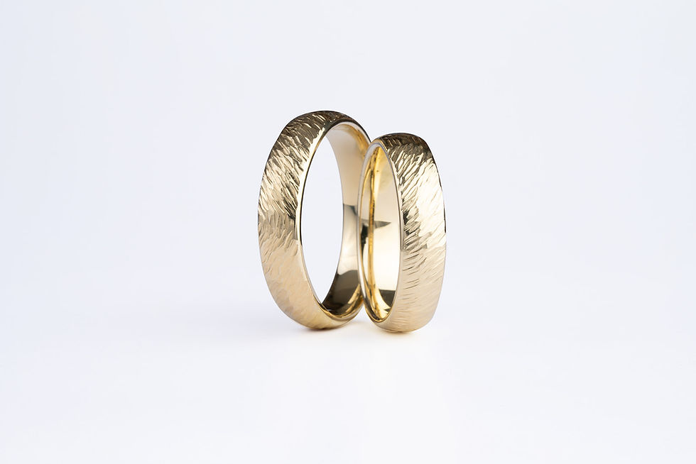 Eheringe aus Sattgelb-Gold