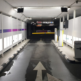 Damage Limitation Camera, Heathrow