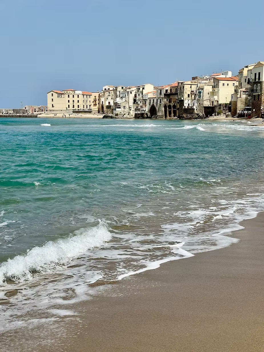 The bay of Cefalù