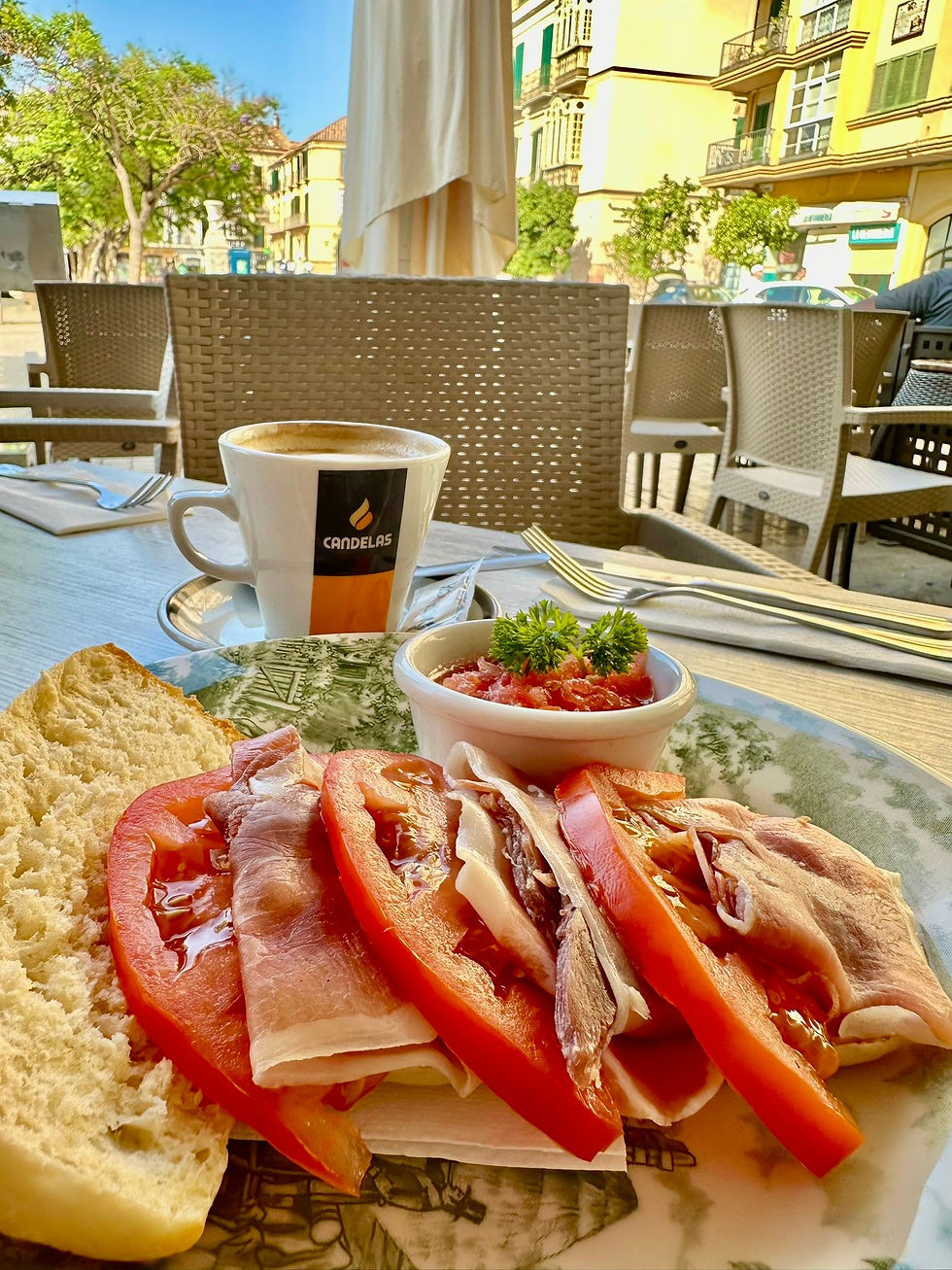 Breakfast time!