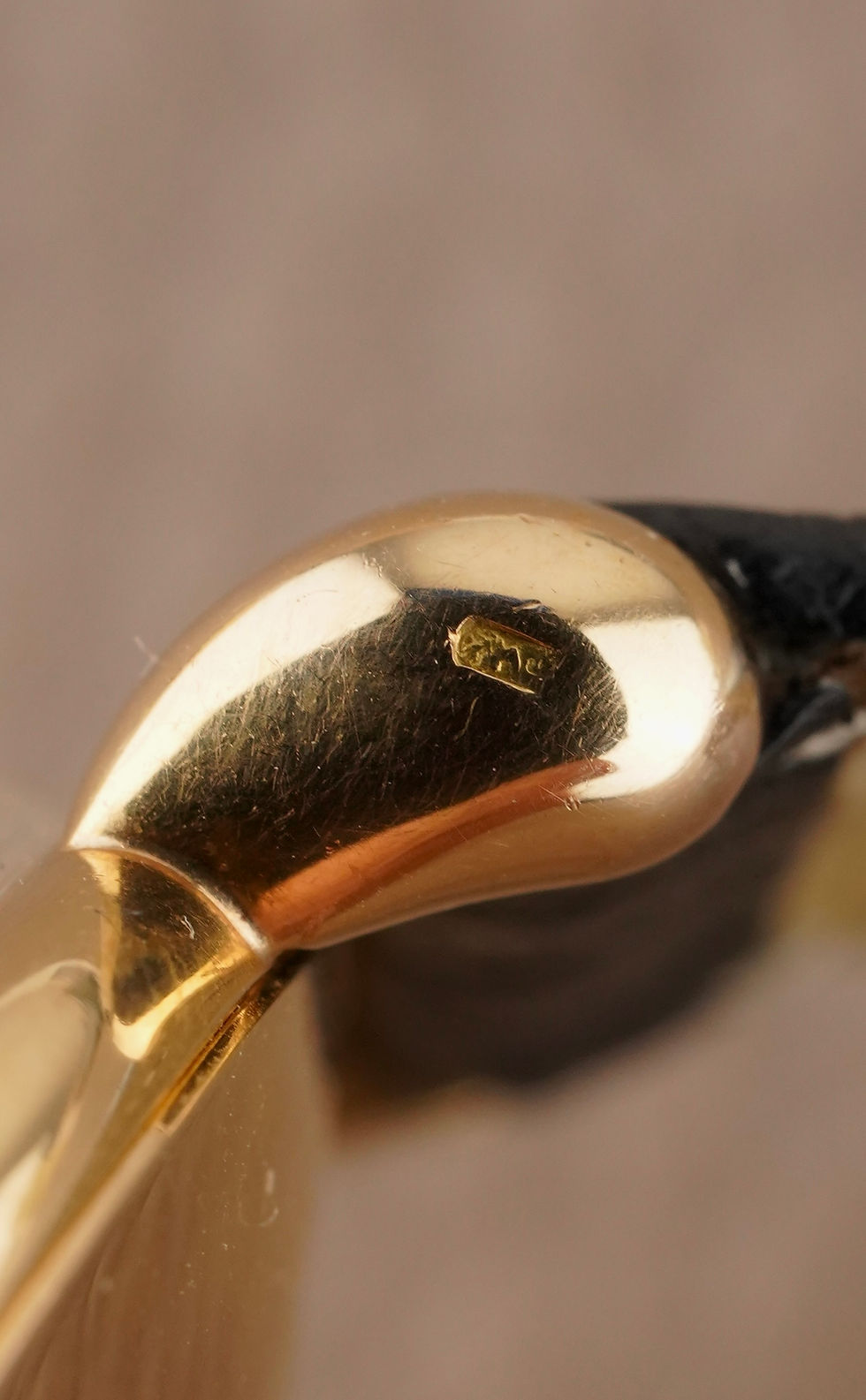 Thumbnail: Vacheron&Constantin Vintage Dress Watch ref 4126 Teardrop Lugs 18Kt Pink Gold 