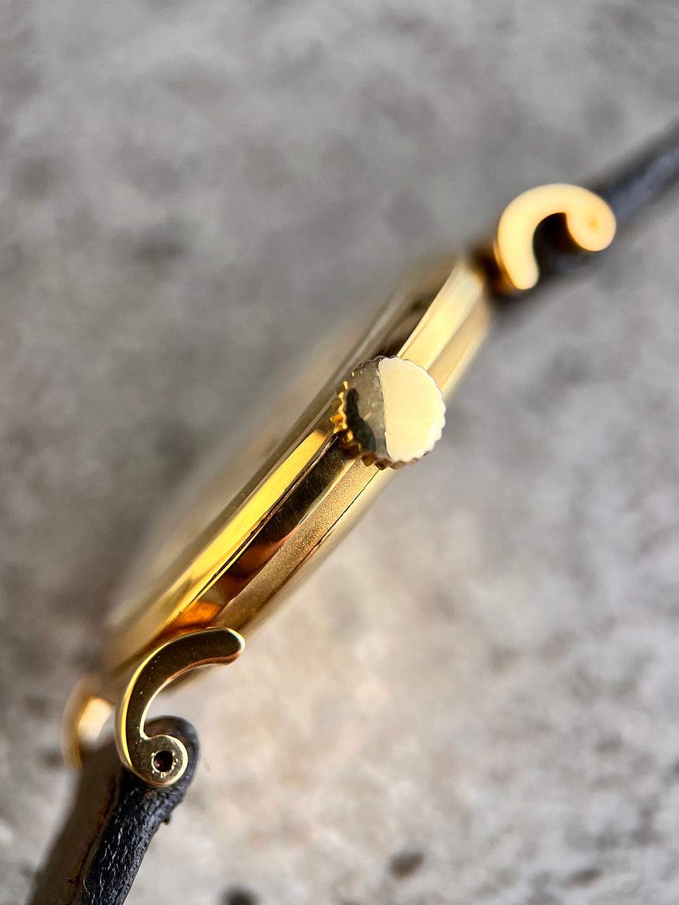 Thumbnail: Patek Philippe Vintage Calatrava Ricciolo 1491