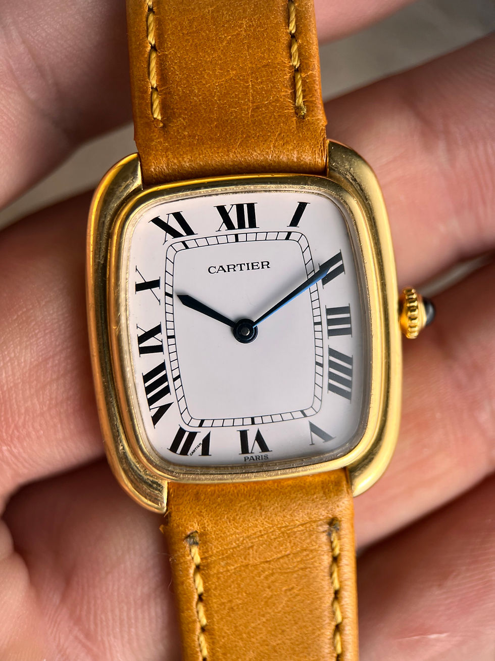 Thumbnail: Cartier Gondole Paris Automatic Vintage Watch ref 17010 18Kt Yellow Gold 