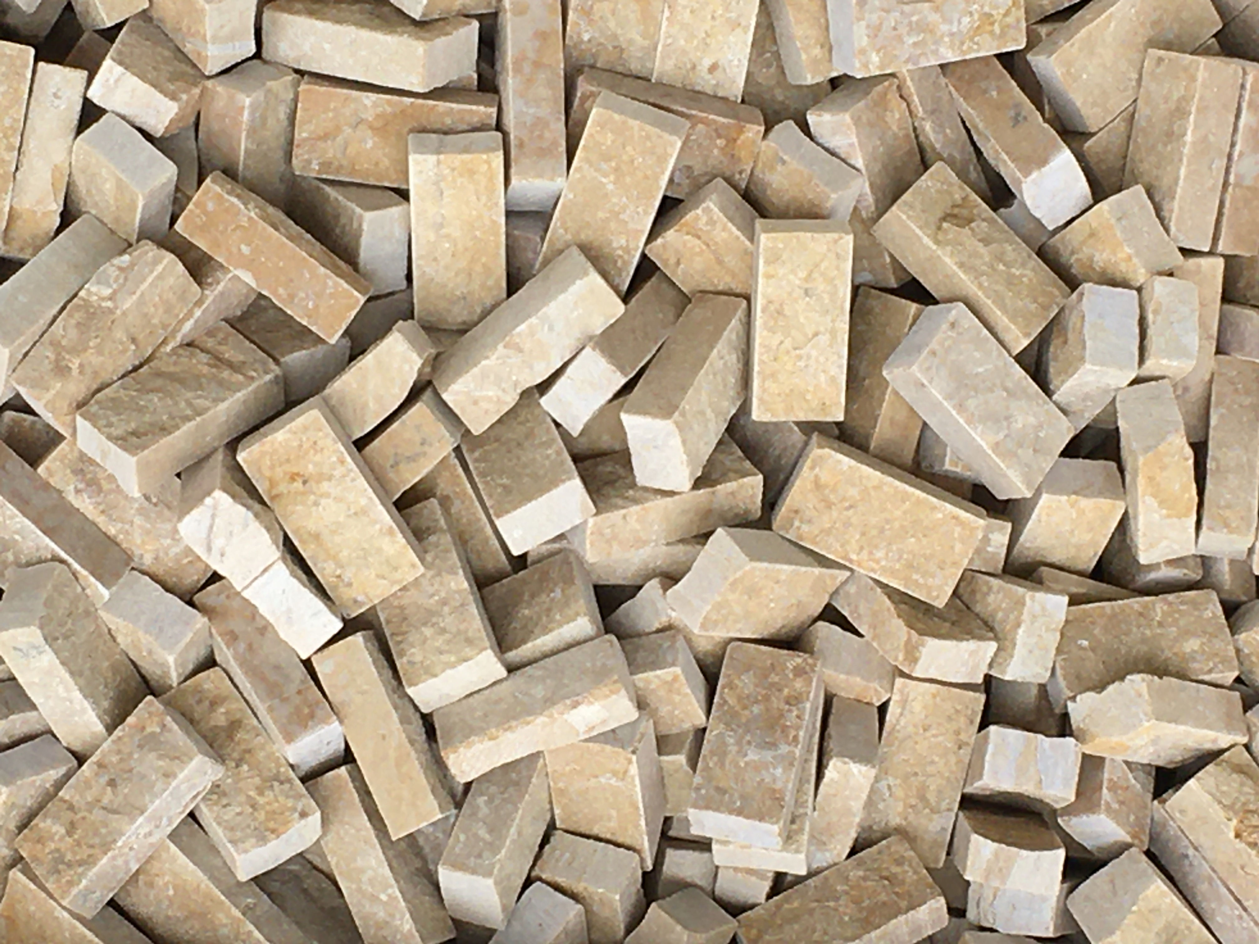 119B, Jaune Reale, 40x40mm