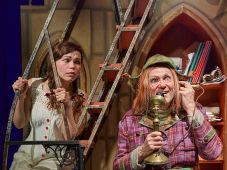 David Walliams's Awful Auntie comes to Cardiff
