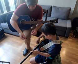 guitar teach 2_edited