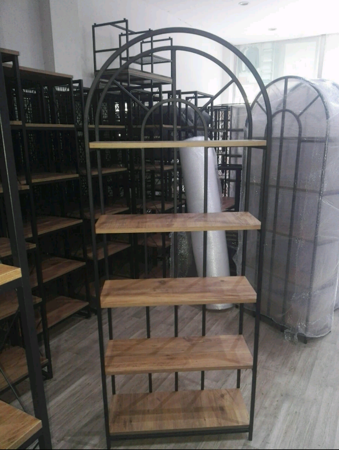 Burcu kubbe kitaplık 