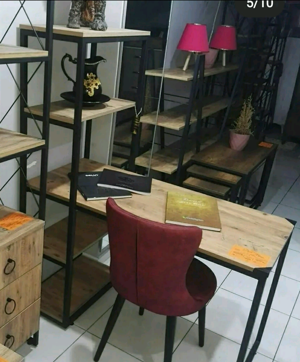 Küçük resim: Filiz çalışma masası 