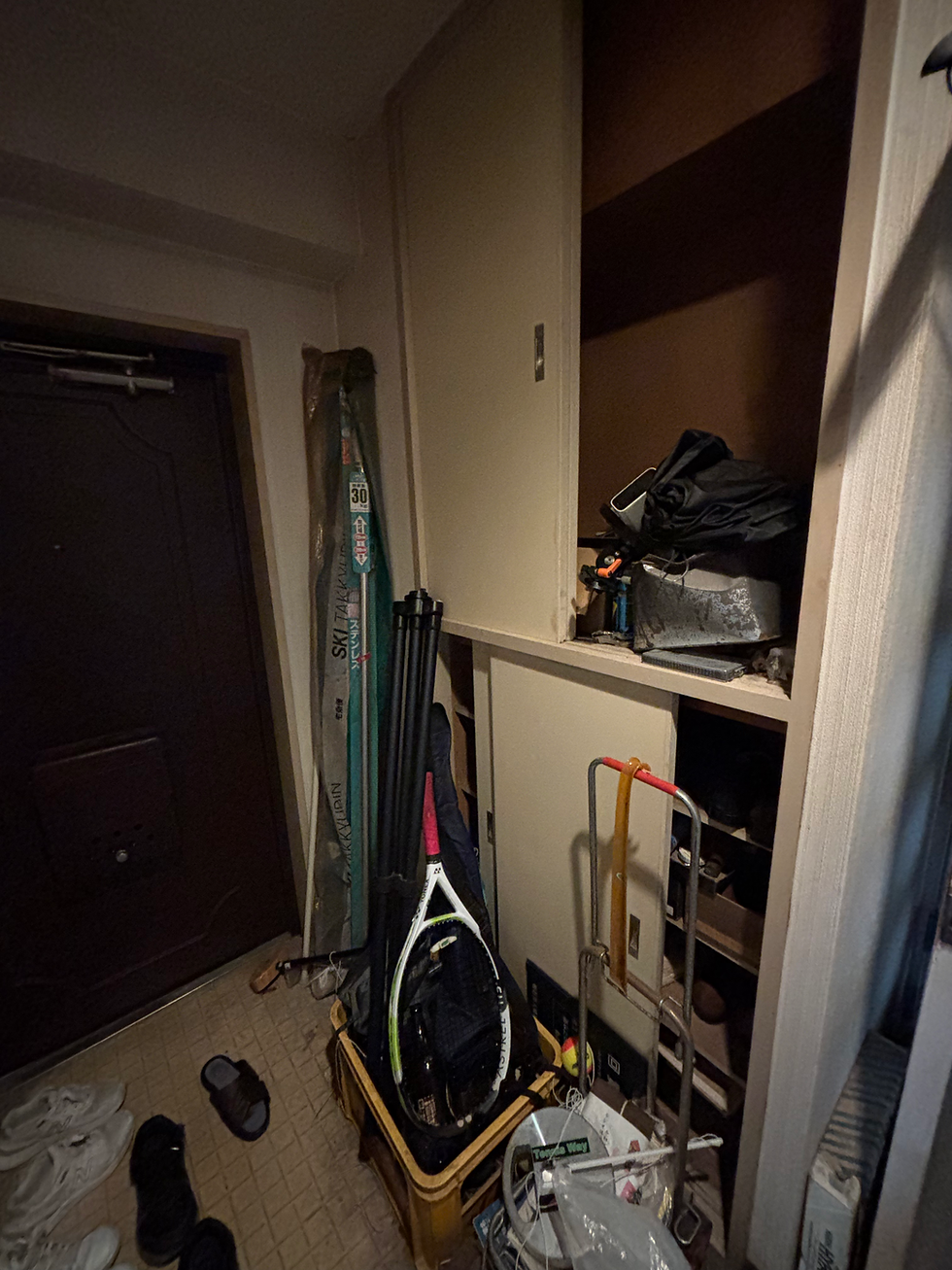 【玄関　ビフォー】