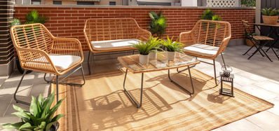 Terraza de ático amueblada con estilo chill-out en Madrid por Albizuri Home Staging, S.L.