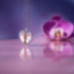 Strieborné srdiečko so stromom života s jemno ružovou korunou vytvarovaný z detských vlasov.