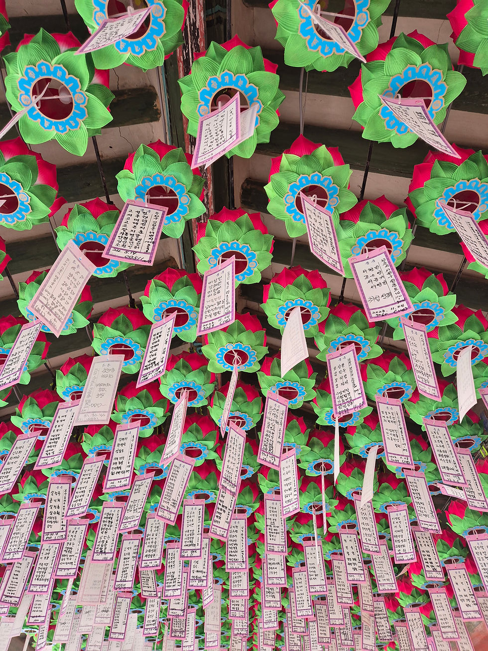 Prayers and wishes at Bulguksa