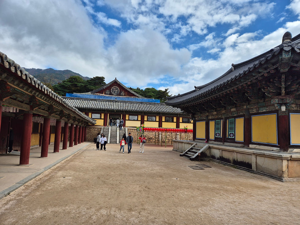Other pavilions of Bulguksa Temple.