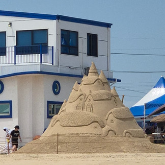 Sand decoration made by the CrossFit members
