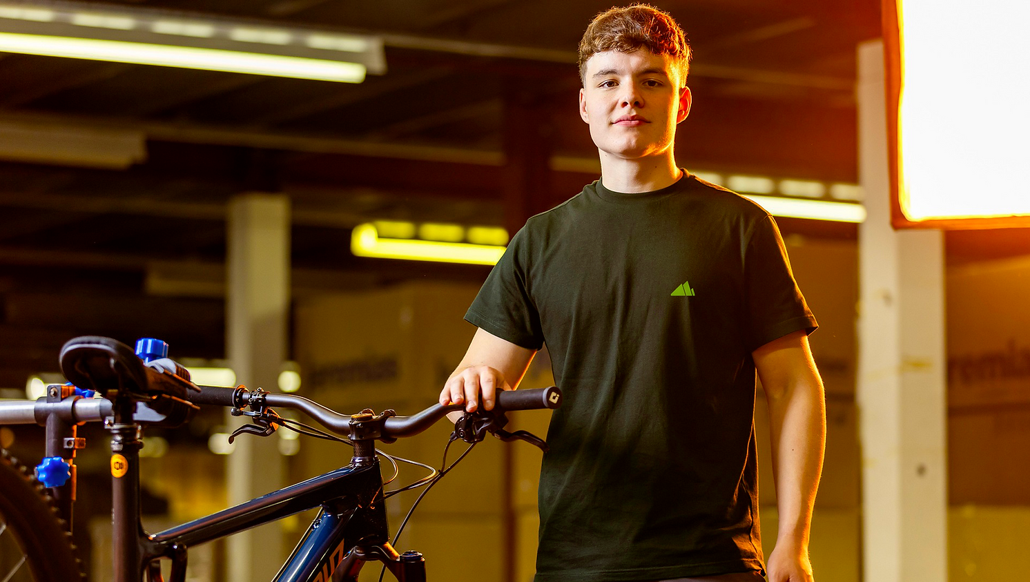 Maintenance Bob Outdoor