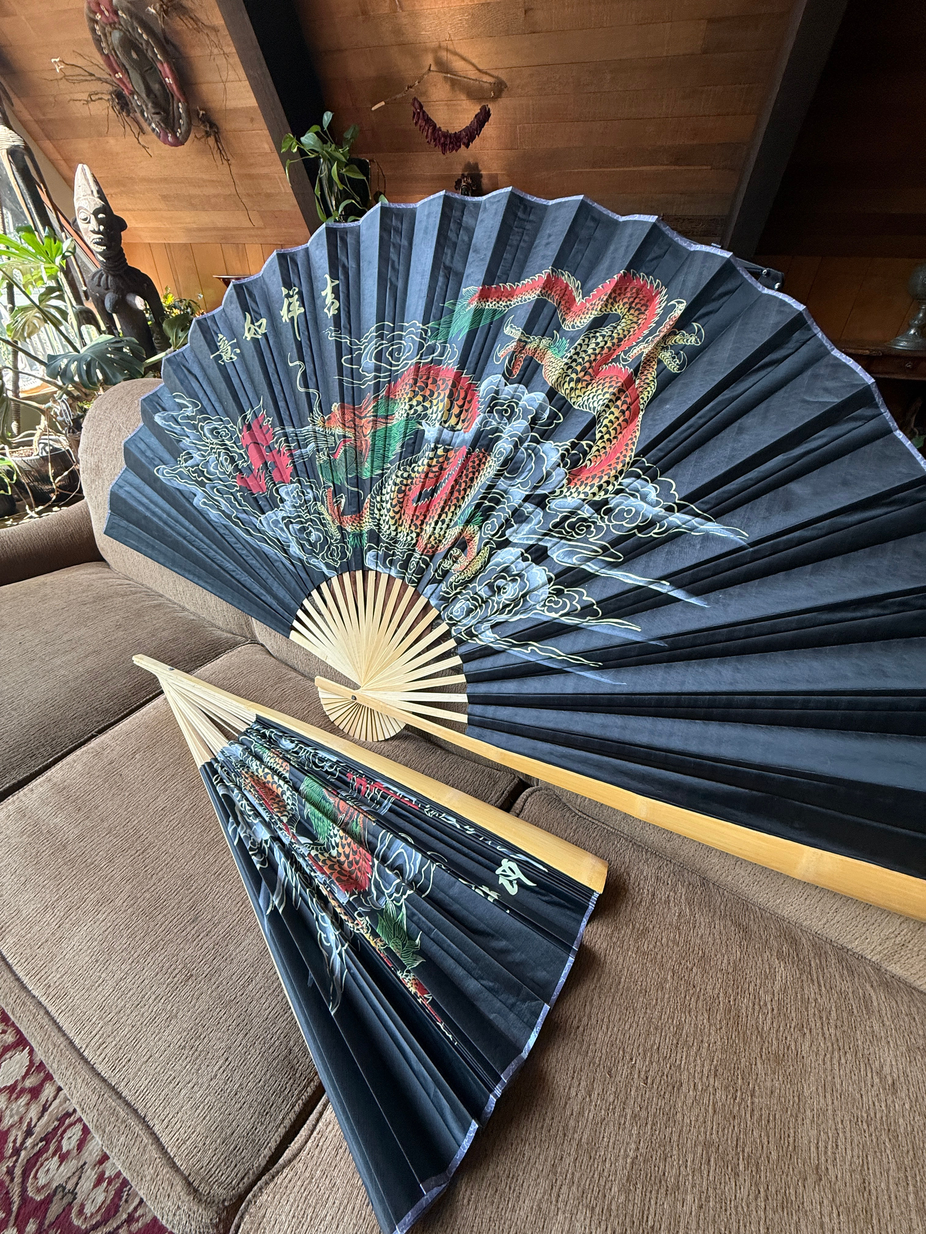 64” Vintage Serpent Dragon Black Wall Fans