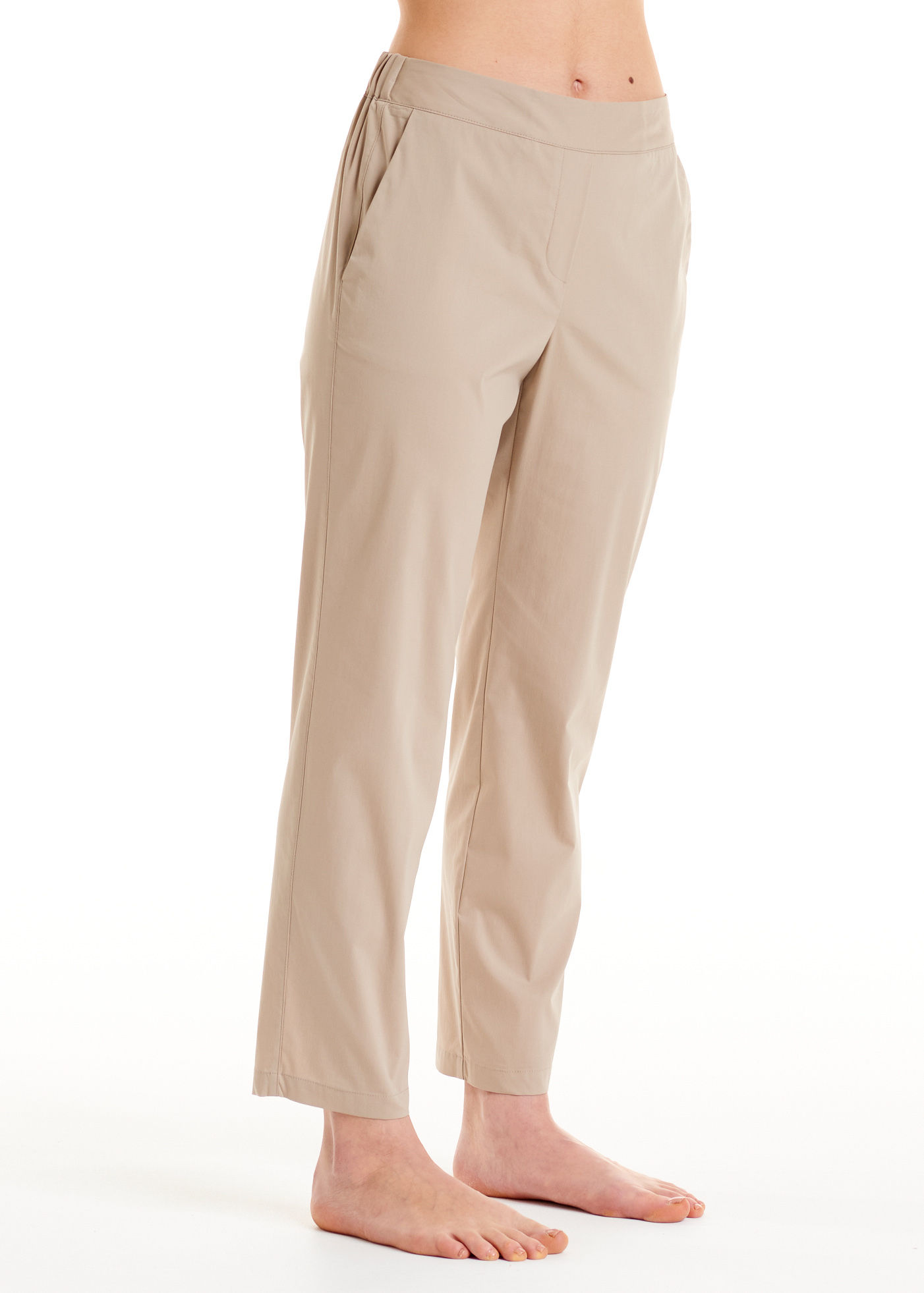 PANTALONE CLASSICO CON TASCHE A FILETTO