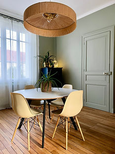 REV_DESIGN_D-ESPACE_44_PROJET_TIRIAU_salle-a-manger-suspension.jpg