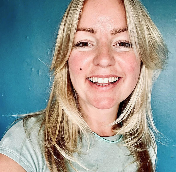 Louise, a BACP registered psychotherapist in Paisley, offering a free 15-minute clarity call for integrative counselling and shamanic healing.