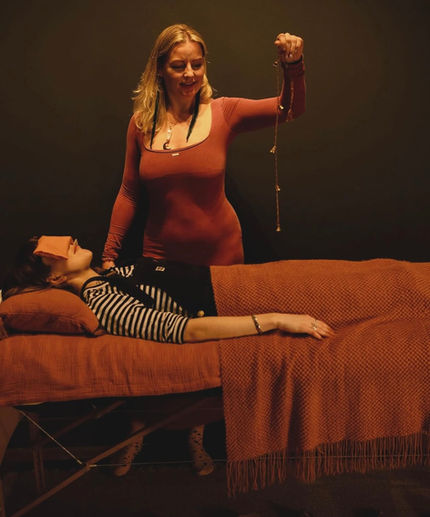 Louise, BACP registered integrative psychotherapist and Reiki Master in Paisley, Renfrewshire.