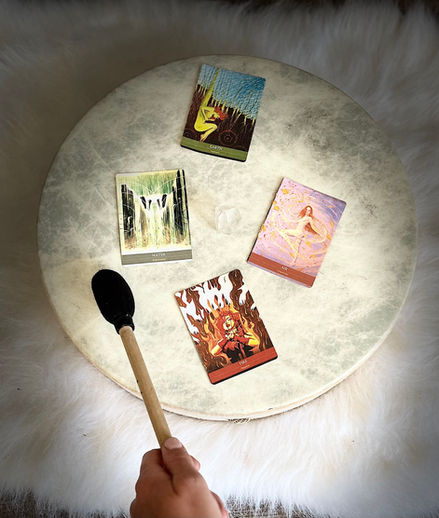 Louise, BACP registered integrative psychotherapist in Paisley, Renfrewshire.