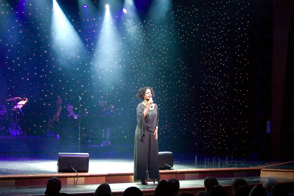 Cabaret 12