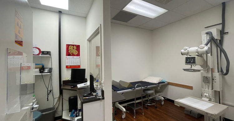 Mary Savio Medical Plaza, Kaʻahumanu Street, Aiea, HI, USA