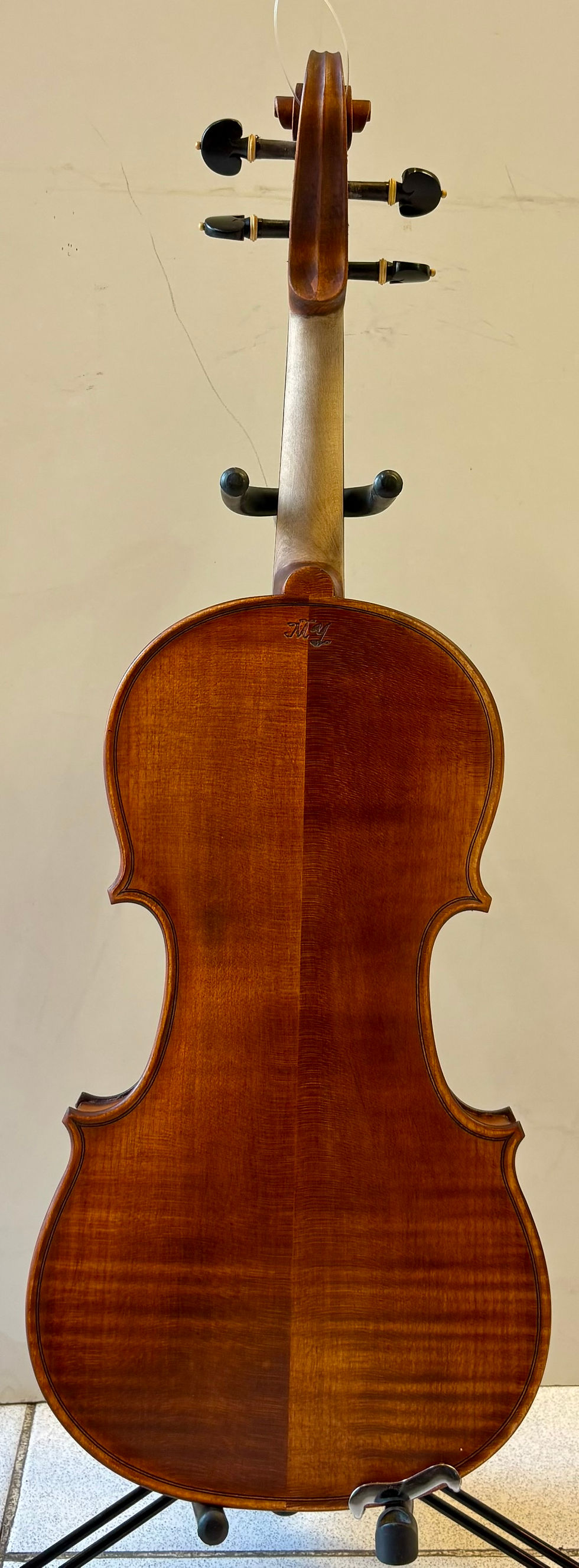 Küçük resim: Ustasından El Yapımı 4/4 Keman( Model-2)