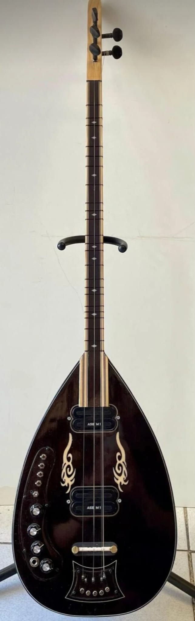 Küçük resim: Solak Elektro Bağlama(LESLİLİ)