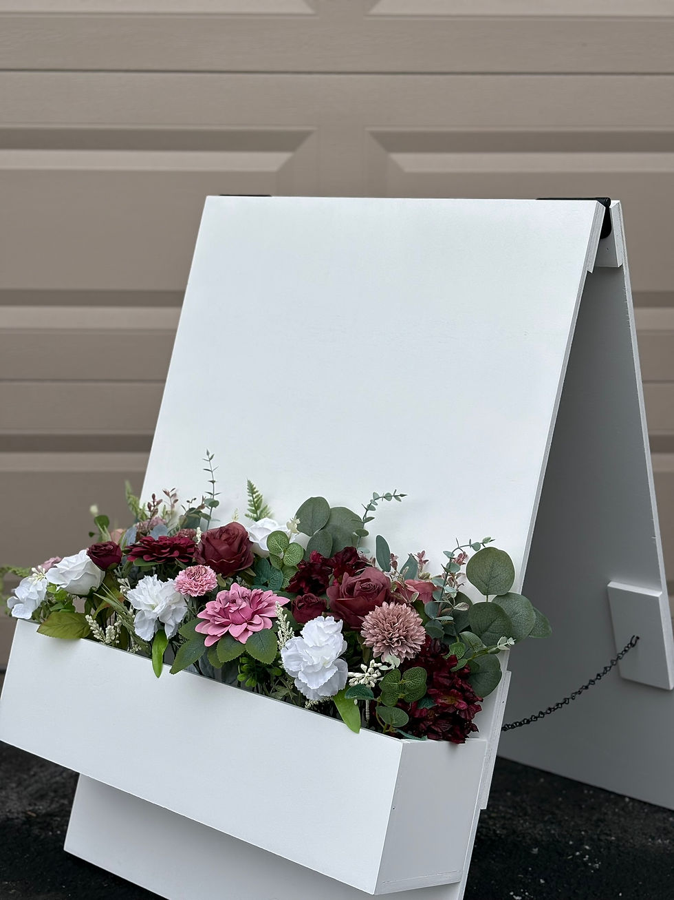 Thumbnail: The Flower Box - White