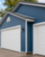 High-quality vinyl and LP SmartSide siding installation on Iowa homes.