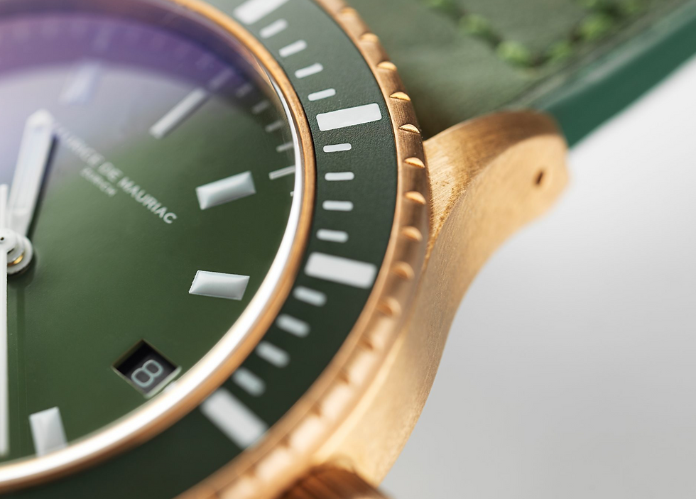 Miniaturbild: Maurice de Mauriac L2 Bronze Deep Red, Deep Green, Deep brow