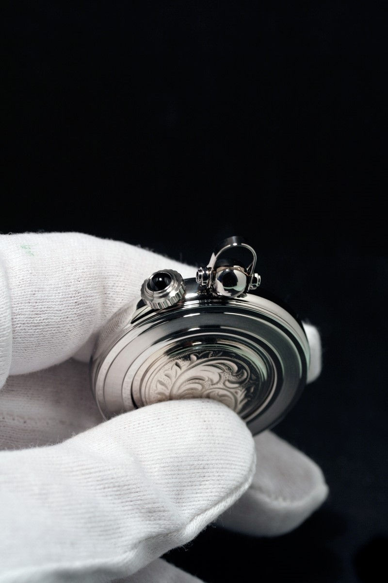 Miniaturbild: Angular Momentum Guilloche Lumineuse Pocket watch Verfügbar: 1
