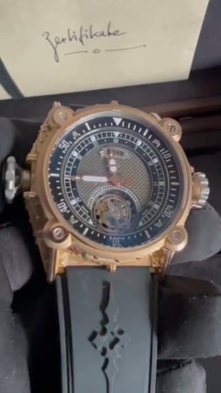 Miniaturbild: Strom Agonium NETHUNS II TOURBILLON GOLD Die No.1/9 pre-owend (aus Nachlass)