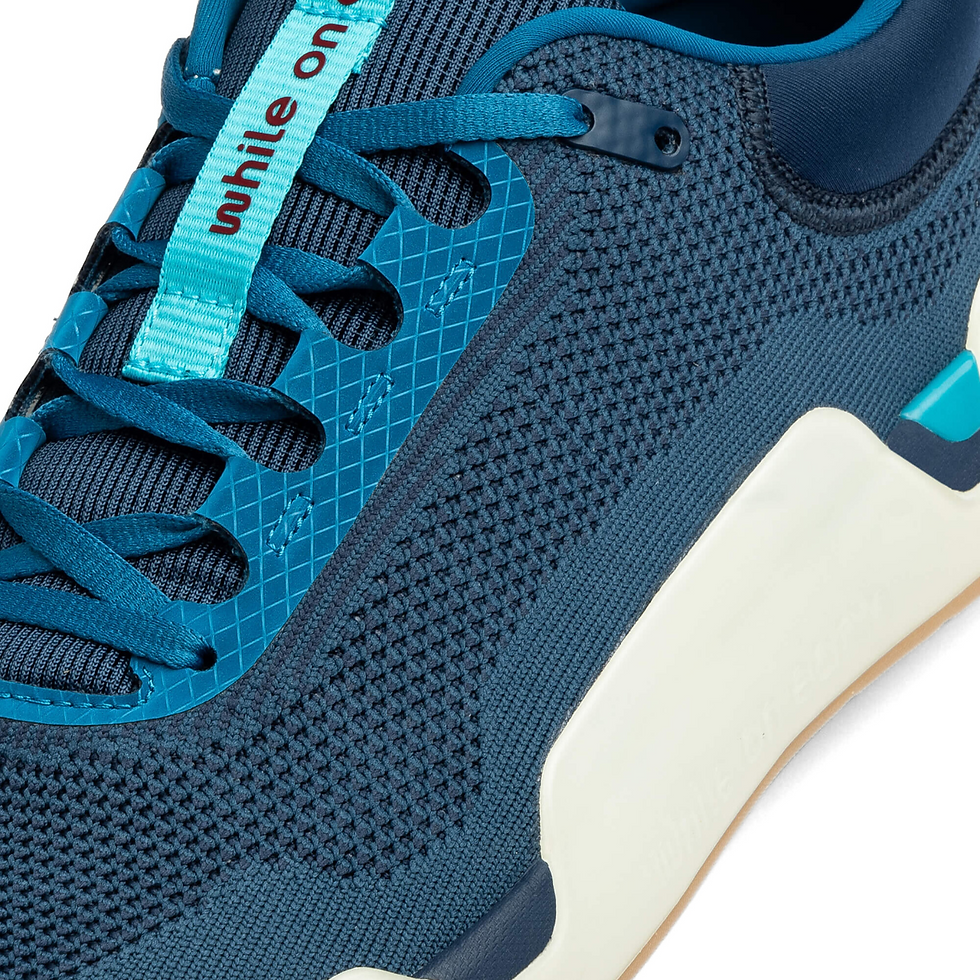 Miniatura: While on Earth  Move Trainer