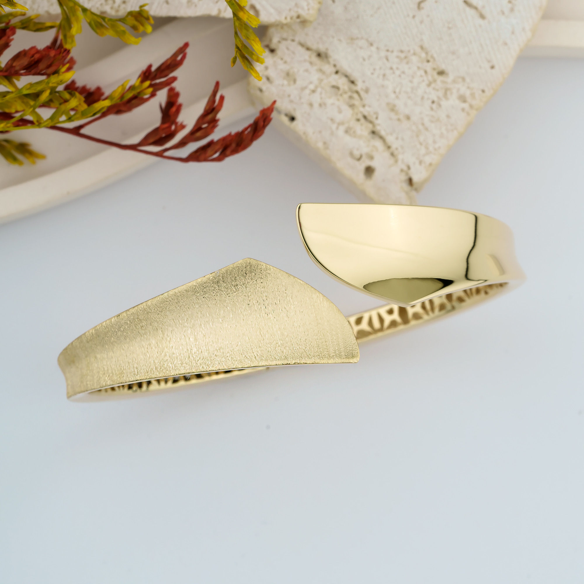 Sculpted Edge Open Cuff