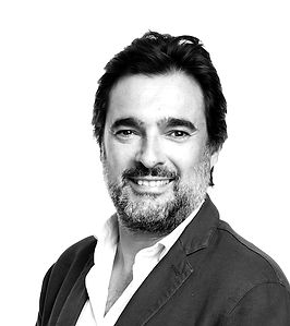 Jordi (foto carnet)_edited.jpg