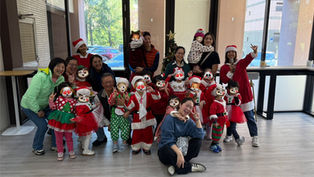 中大幼兒園來理學院聖誕報佳音