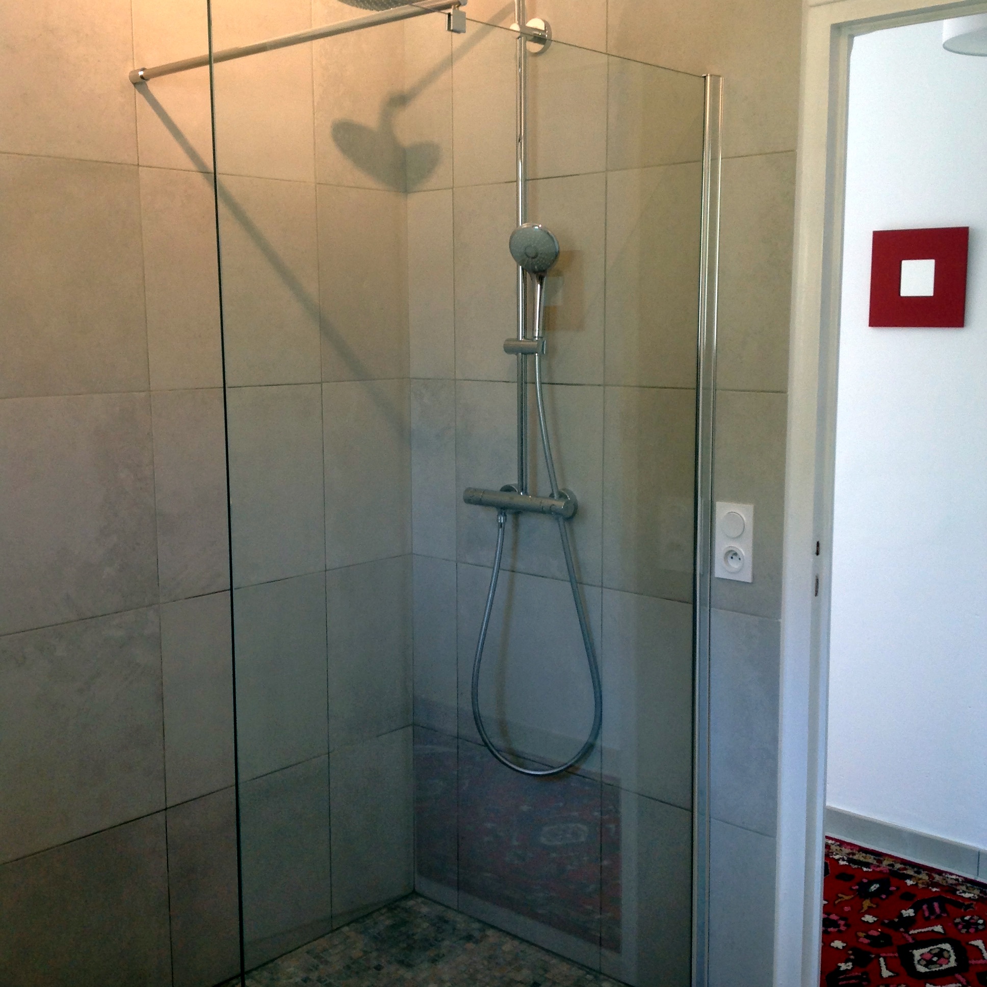 Main bathroom